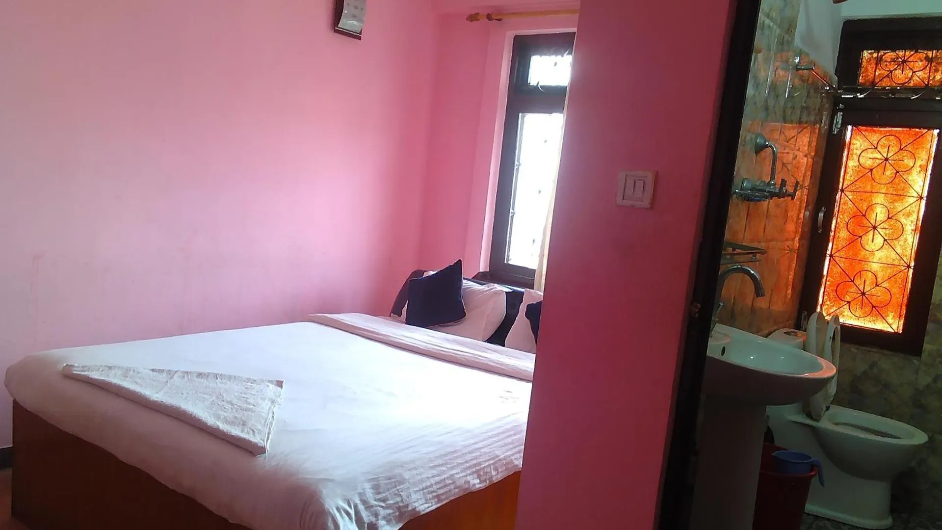 Kathmandu Fawlty Home